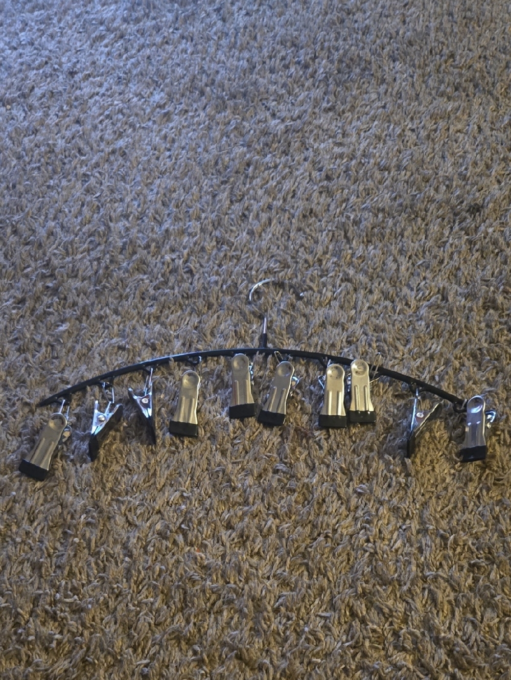 Metal Clip Hat Hanger with Black Frame and Silver Clips